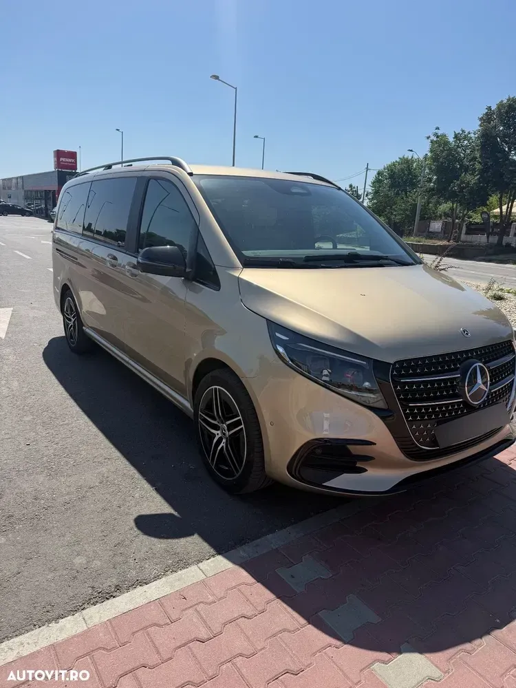 Mercedes-Benz V 300 d Lang 4Matic 9G-TRONIC Exclusive — imagine 3