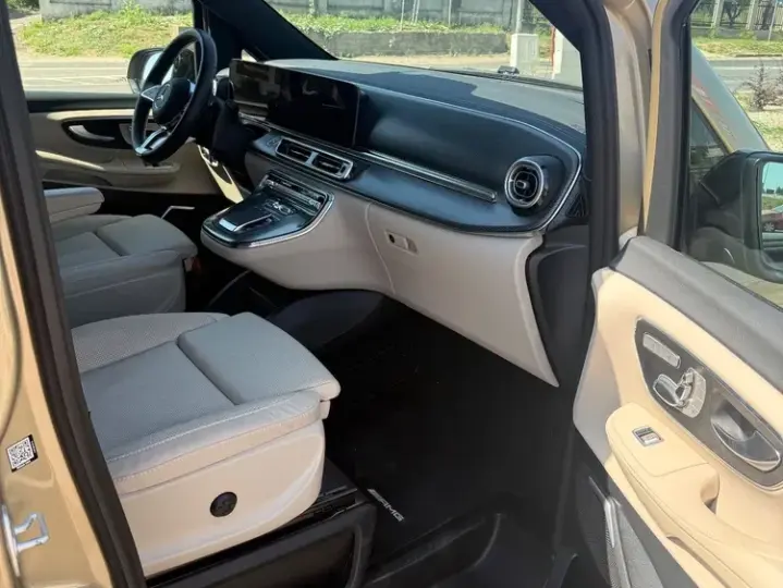 Mercedes-Benz V 300 d Lang 4Matic 9G-TRONIC Exclusive