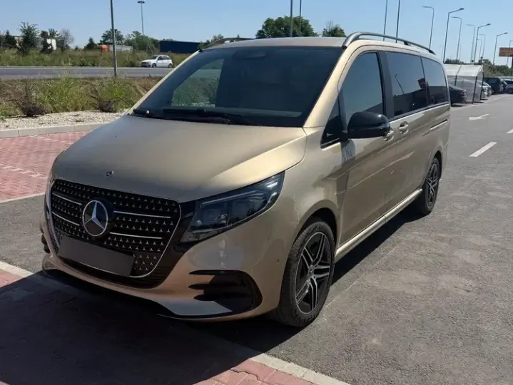 Mercedes-Benz V 300 d Lang 4Matic 9G-TRONIC Exclusive