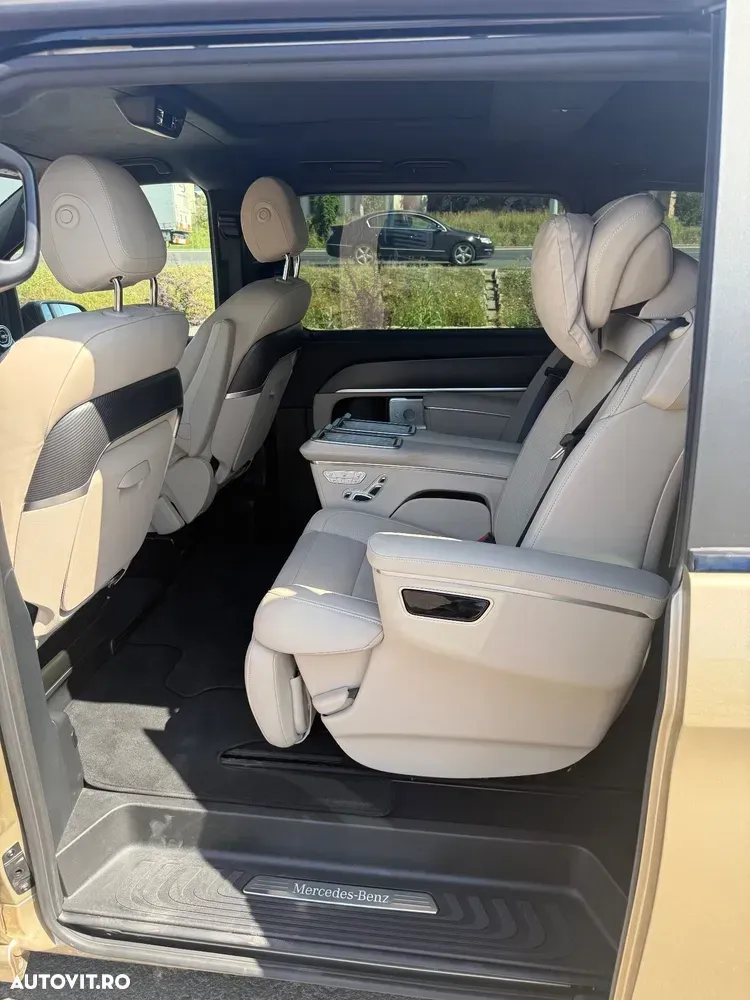 Mercedes-Benz V 300 d Lang 4Matic 9G-TRONIC Exclusive — imagine 6