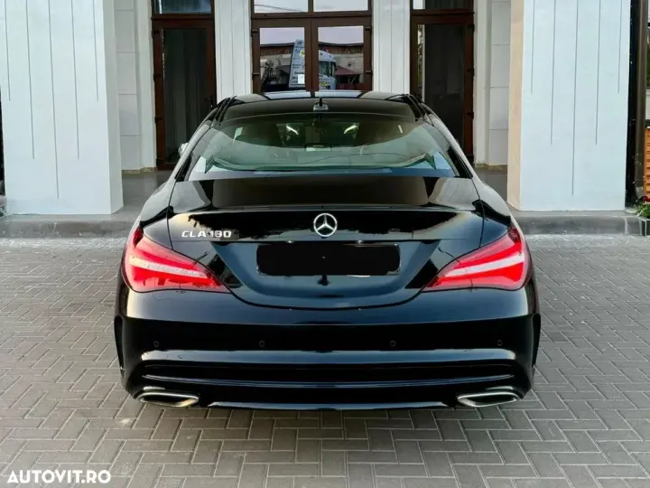 Mercedes-Benz CLA 180