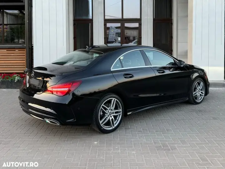 Mercedes-Benz CLA 180