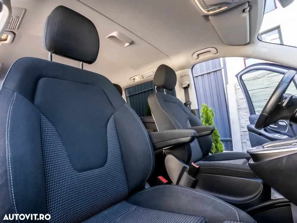 Mercedes-Benz V 220 d Extralang 9G-TRONIC Avantgarde — imagine 5