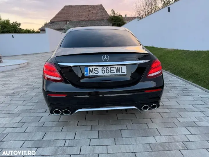 Mercedes-Benz E W213 400 d 4Matic 9G-TRONIC AMG Line