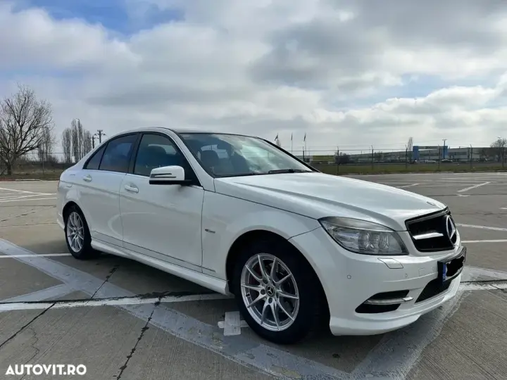Mercedes-Benz C W205 250 CGI Automatik BlueEFFICIENCY