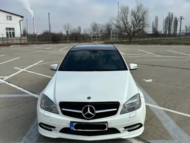 Mercedes-Benz C W205 250 CGI Automatik BlueEFFICIENCY