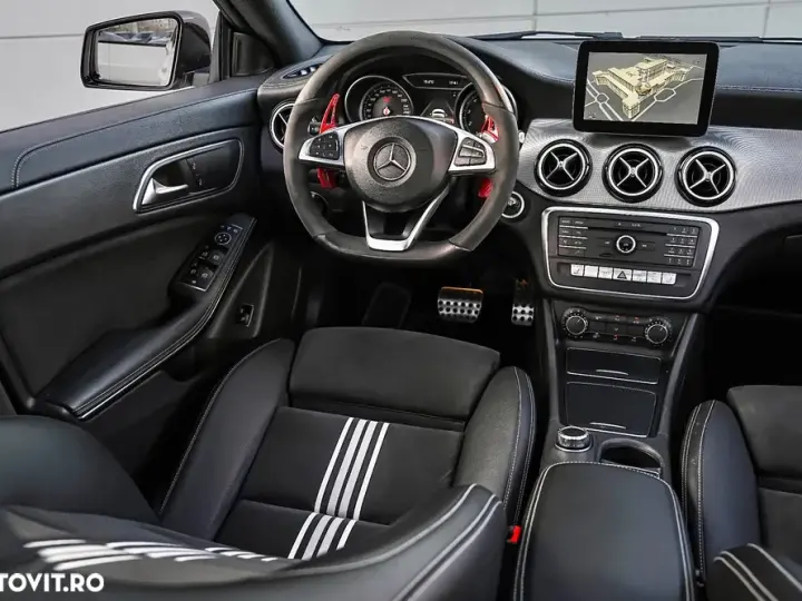 Mercedes-Benz CLA 200 C117 7G-DCT AMG Line