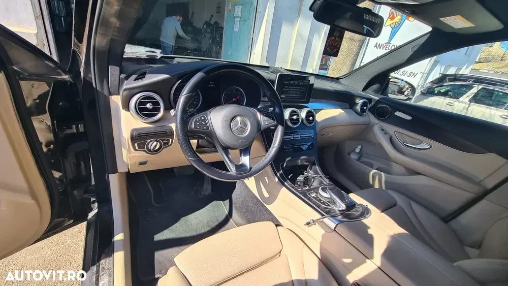 Mercedes-Benz GLC 250 d 4MATIC — imagine 3