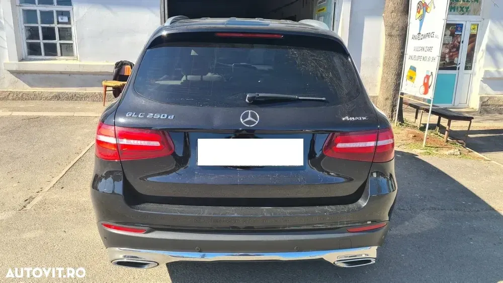 Mercedes-Benz GLC 250 d 4MATIC — imagine 2