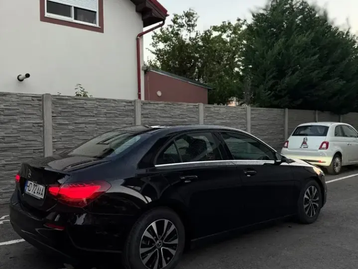 Mercedes-Benz A 180 W177/V177
