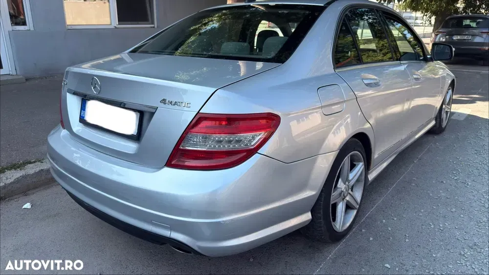 Mercedes-Benz C W204 280 4-Matic — imagine 5