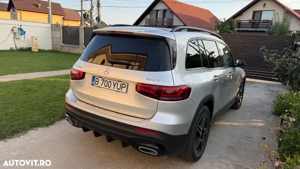 Mercedes-Benz GLB 250 4MATIC Aut. — imagine 4
