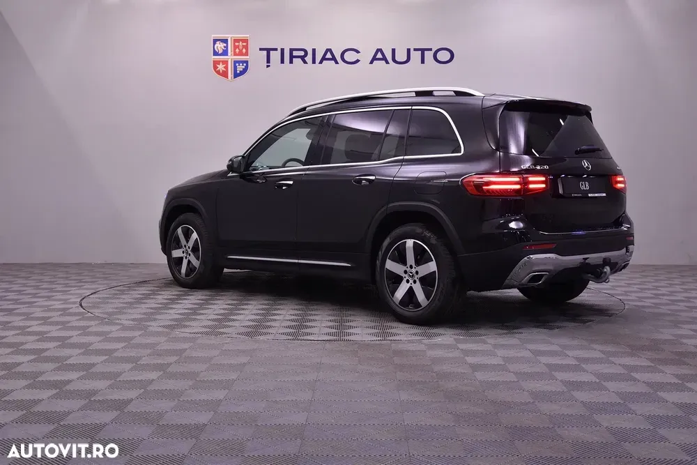 Mercedes-Benz GLB 220 4Matic 8G-DCT AMG Line Advanced Plus — imagine 3