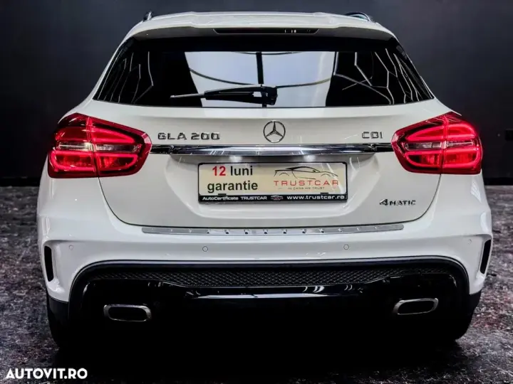 Mercedes-Benz GLA 200 d 4MATIC 7G-DCT AMG Line