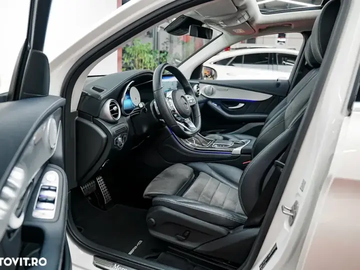 Mercedes-Benz GLC 300 e 4Matic 9G-TRONIC AMG Line Plus