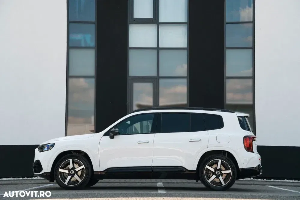 Mercedes-Benz GLB — imagine 4