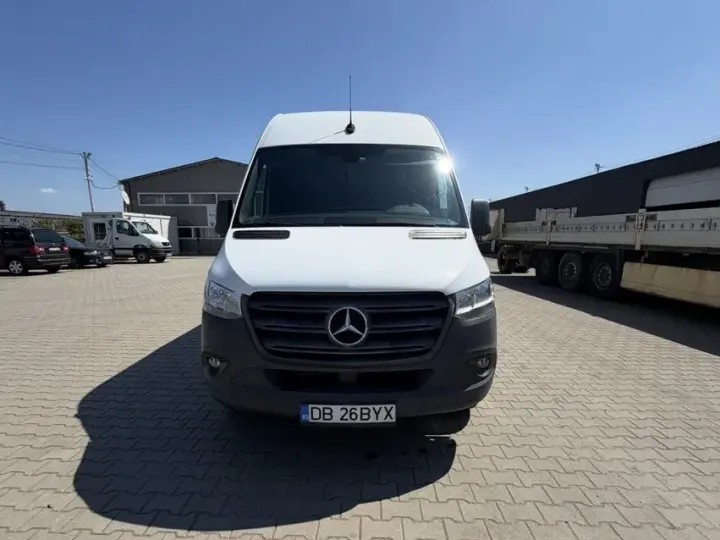 Mercedes-Benz Sprinter Sasiu Cabina Dubla RWD Lung