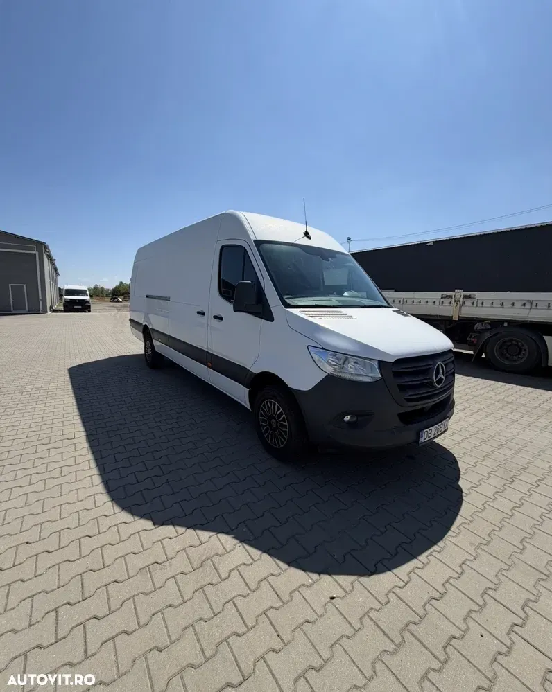 Mercedes-Benz Sprinter Sasiu Cabina Dubla RWD Lung — imagine 3
