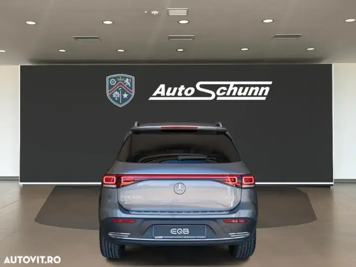 Mercedes-Benz EQB 300 4MATIC AMG Line