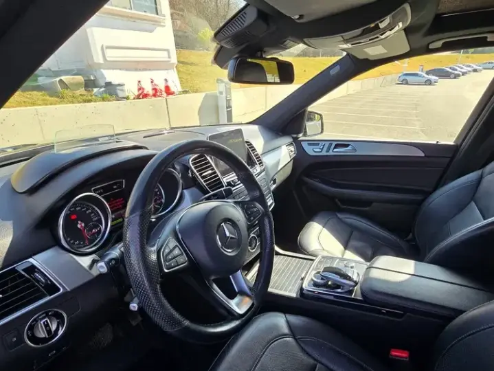 Mercedes-Benz GLE 500 e 4MATIC 7G-TRONIC AMG Line