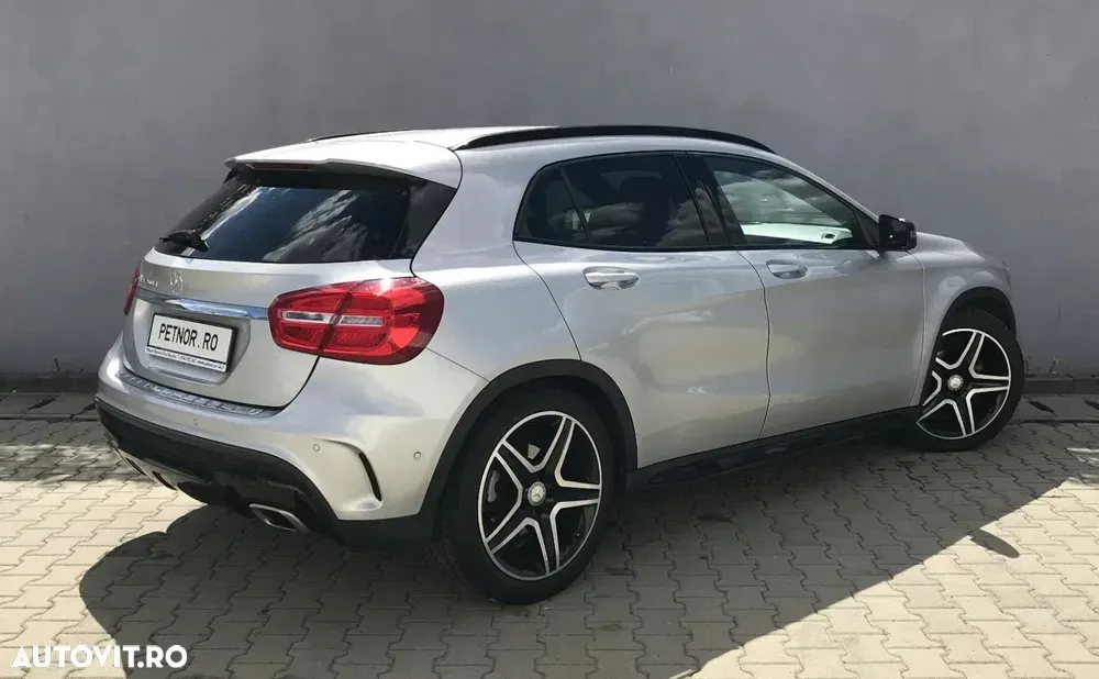 Mercedes-Benz GLA X156 200 d 7G-DCT AMG Line — imagine 3