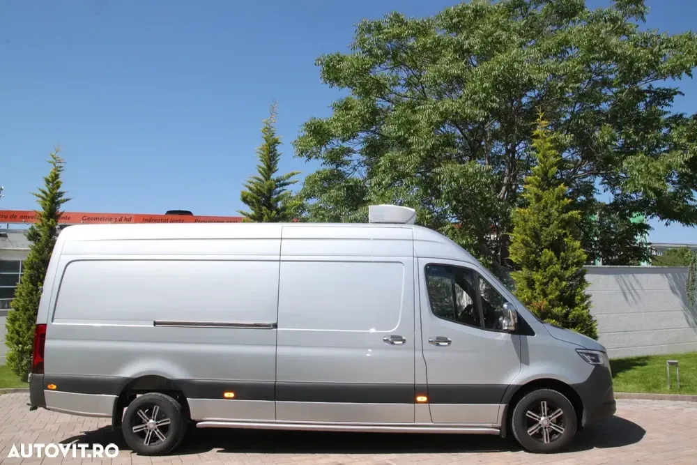 Mercedes-Benz Sprinter 317 CDI 170CP L3H2 RWD 9AT+ — imagine 4