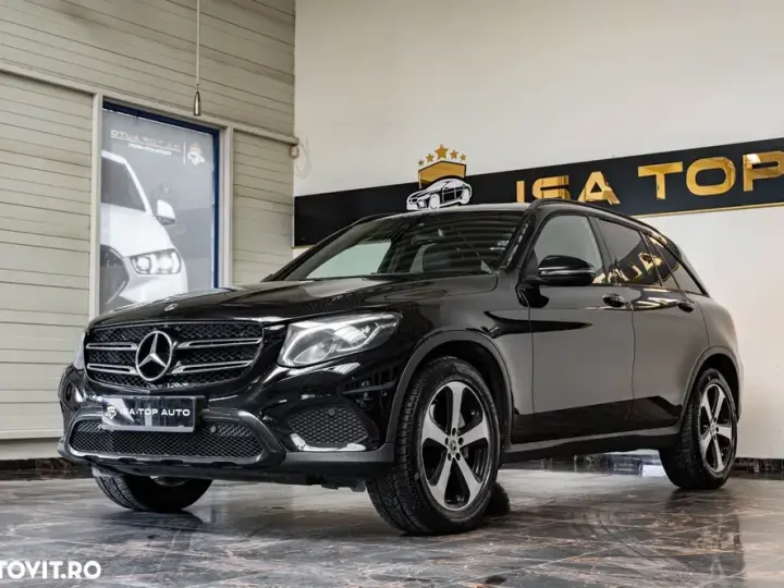 Mercedes-Benz GLC X253 250 4MATIC 9G-TRONIC AMG Line