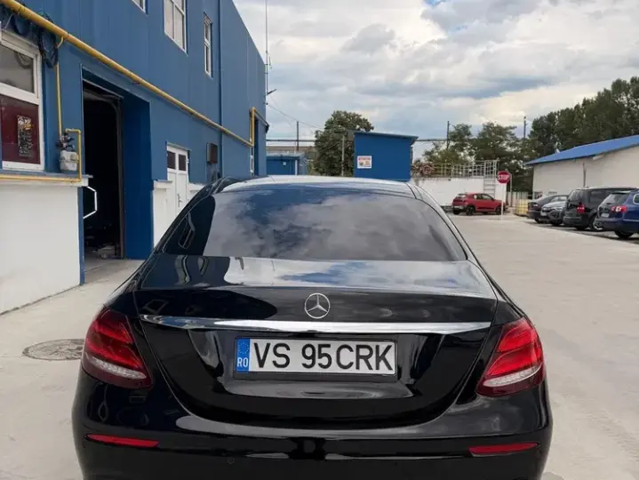 Mercedes-Benz E W213 220 d Aut.