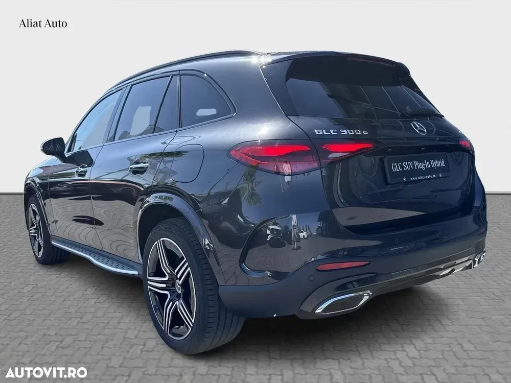 Mercedes-Benz GLC X254 300 e 4MATIC PHEV — imagine 4