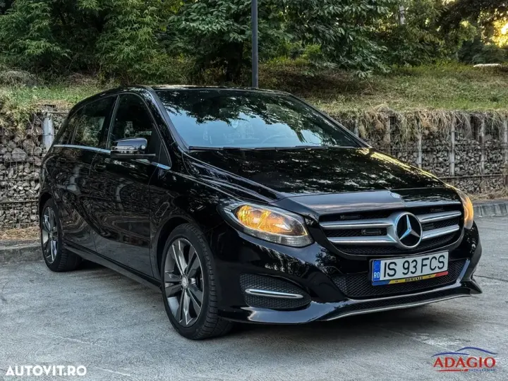 Mercedes-Benz B 180