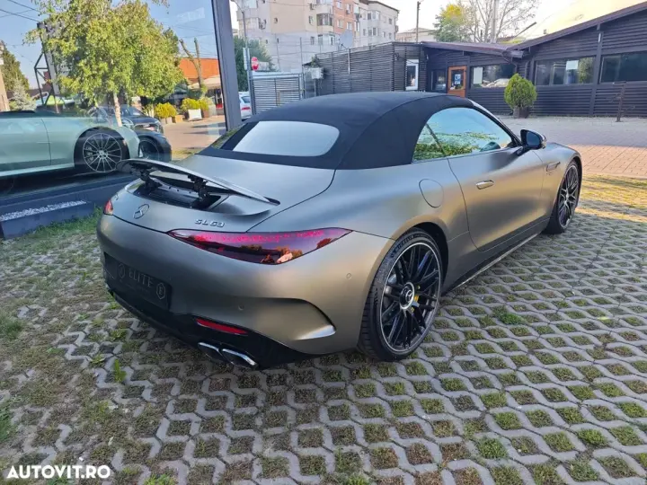 Mercedes-Benz SL 63 AMG 4Matic+ Speedshift MCT 9G