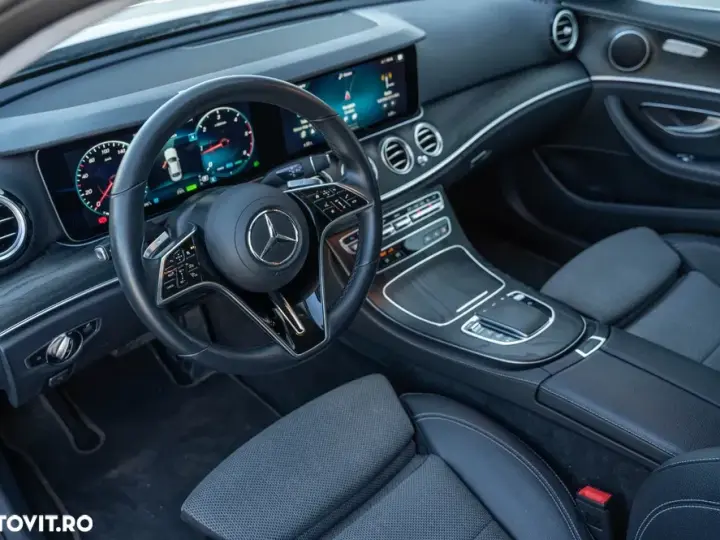 Mercedes-Benz E W213 220 d MHEV Aut.