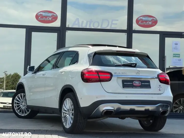 Mercedes-Benz GLA X156