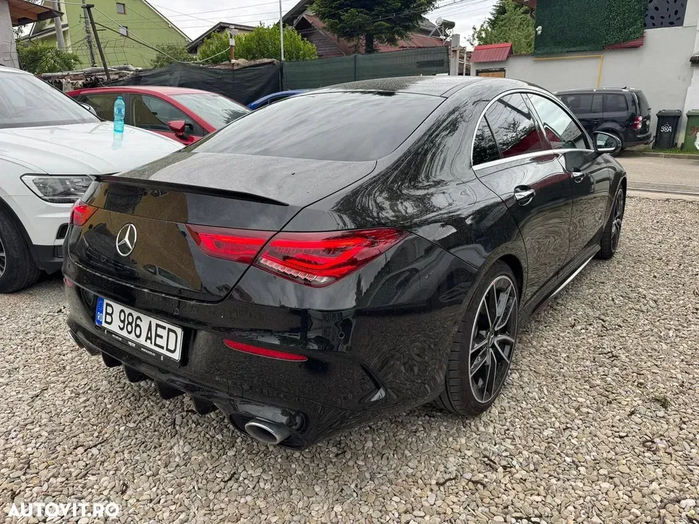 Mercedes-Benz CLA 35 AMG 4MATIC AMG Speedshift 7G-DCT — imagine 3
