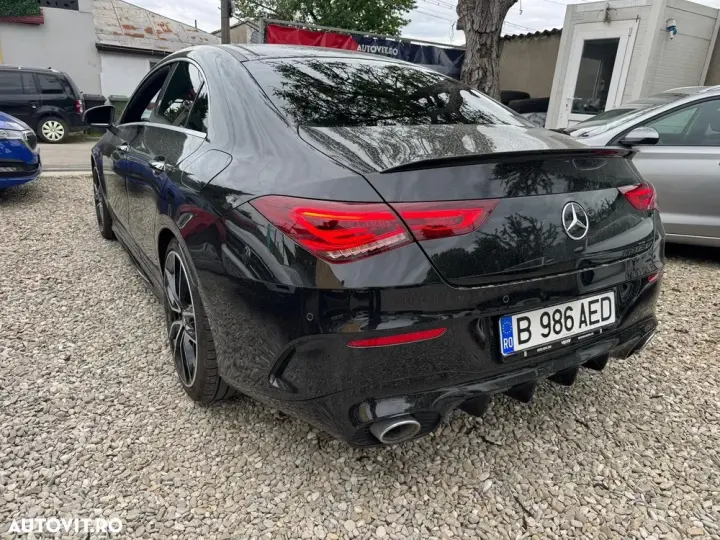 Mercedes-Benz CLA 35 AMG 4MATIC AMG Speedshift 7G-DCT