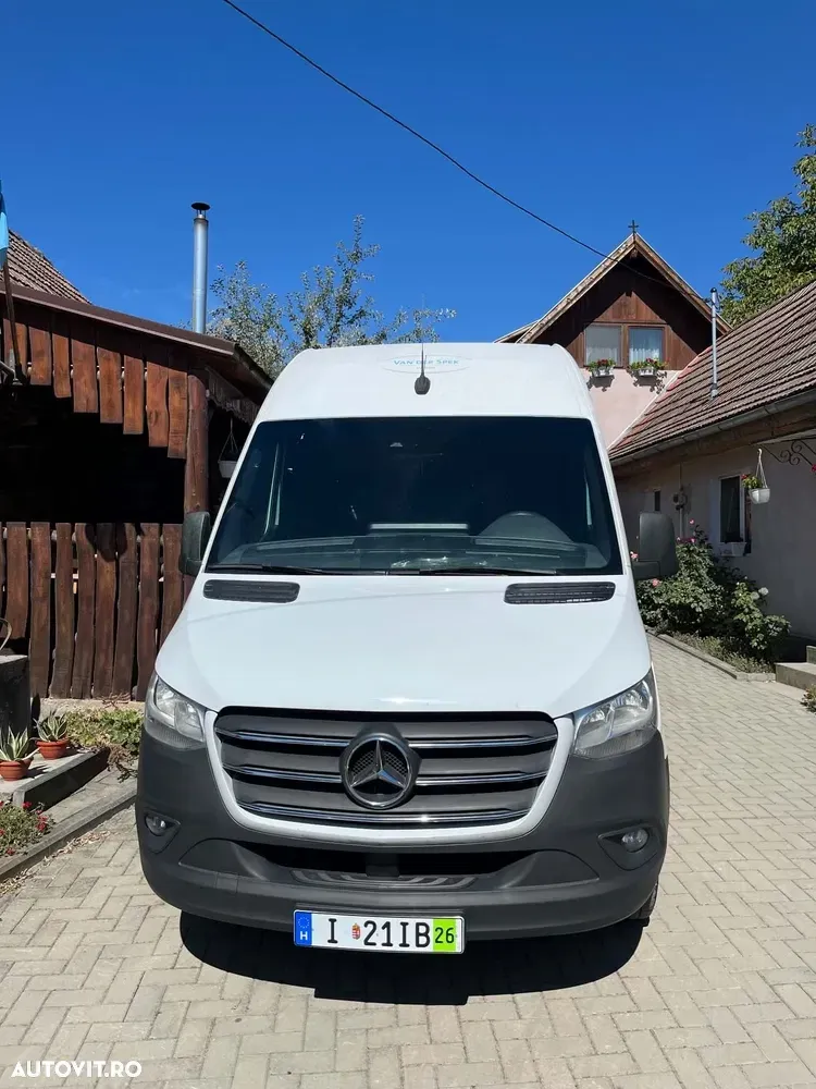 Mercedes-Benz Sprinter — imagine 2