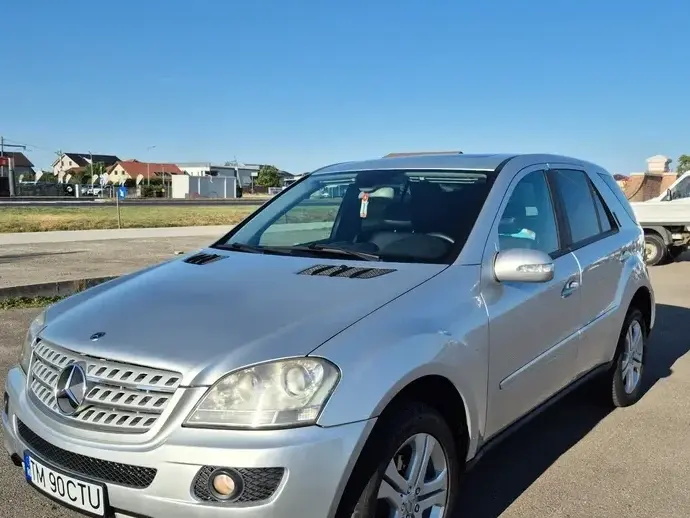 Mercedes-Benz ML W164