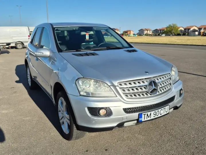 Mercedes-Benz ML W164