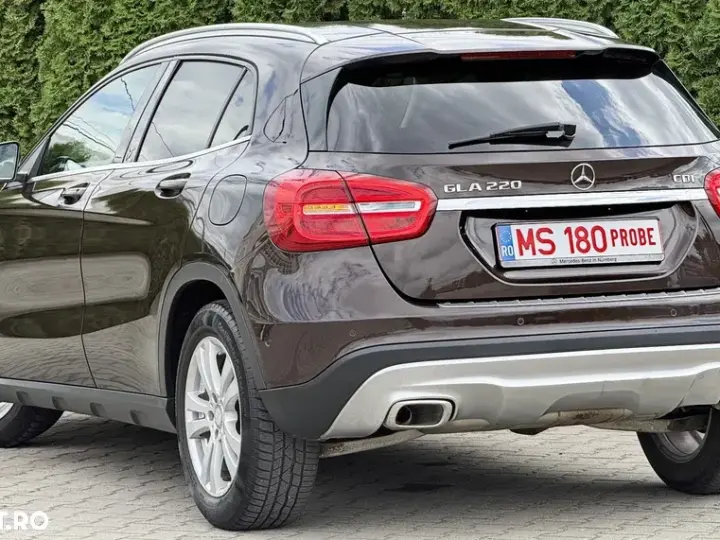 Mercedes-Benz GLA 220 d 7G-DCT