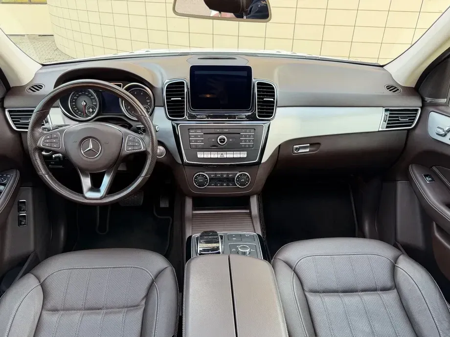 Mercedes-Benz GLE 500 e 4MATIC 7G-TRONIC — imagine 4