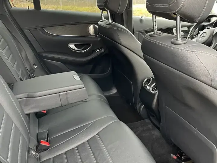 Mercedes-Benz GLC 250 d 4MATIC 9G-TRONIC