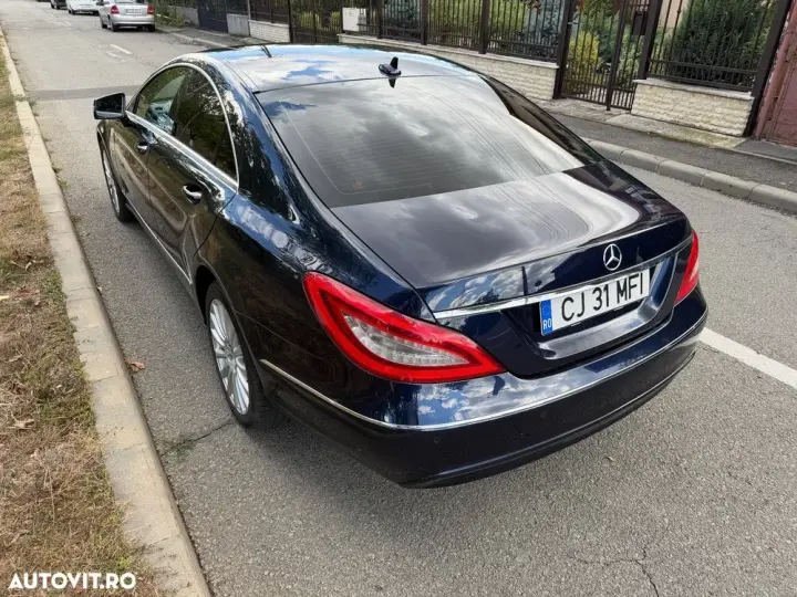 Mercedes-Benz CLS C218 350 CDI DPF 4Matic BlueEFFICIENCY 7G-TRONIC