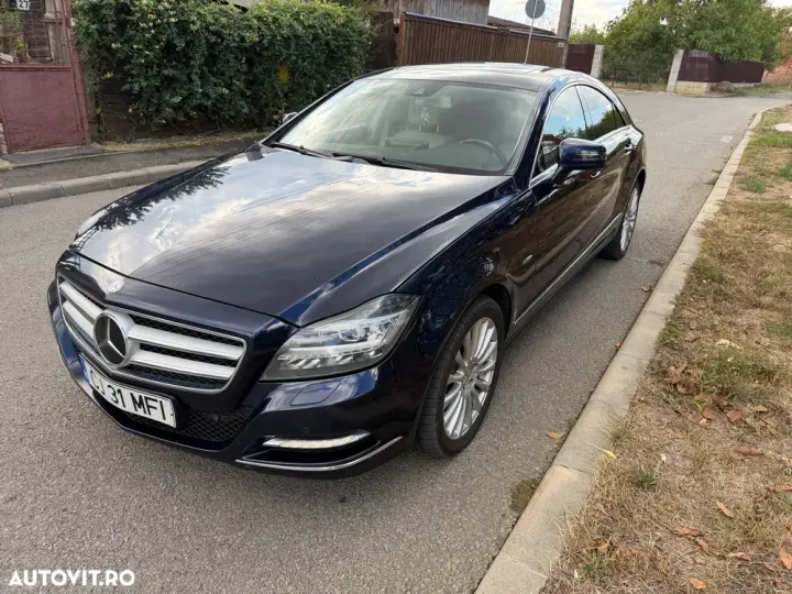 Mercedes-Benz CLS C218 350 CDI DPF 4Matic BlueEFFICIENCY 7G-TRONIC
