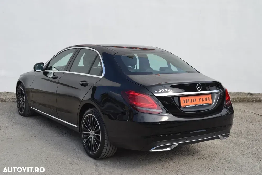 Mercedes-Benz C W205 300 de 9G-TRONIC Avantgarde — imagine 4
