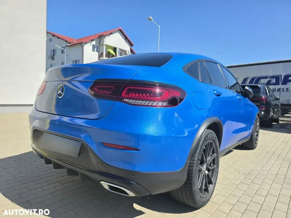 Mercedes-Benz GLC 200 d 4MATIC — imagine 4