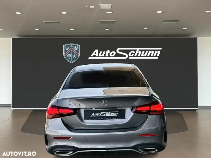 Mercedes-Benz A 200 W177/V177 Sedan 7G-DCT AMG Line