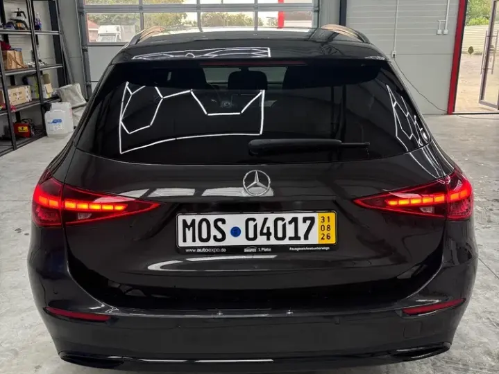 Mercedes-Benz C W206 220 d 9G-TRONIC