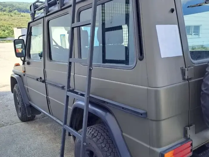 Mercedes-Benz G