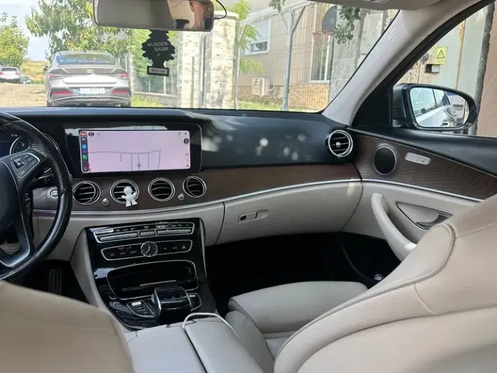 Mercedes-Benz E W213 350 D Aut.