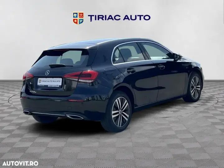 Mercedes-Benz A 250 e 8G-DCT Progressive
